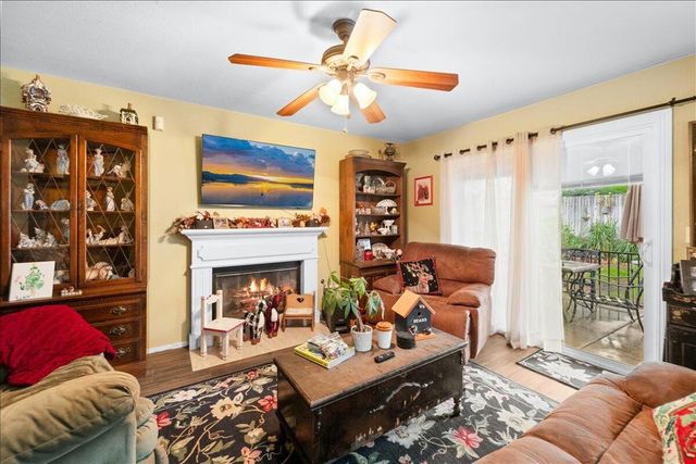 742 Mcauliffe Court, Redlands, CA 92374