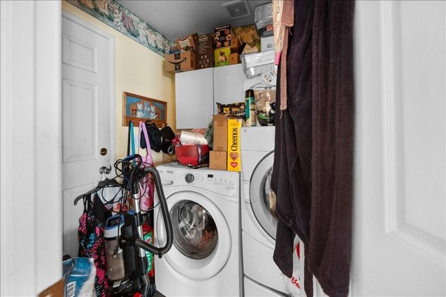 742 Mcauliffe Court, Redlands, CA 92374