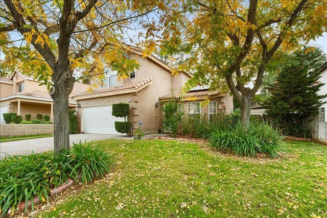 742 Mcauliffe Court, Redlands, CA 92374