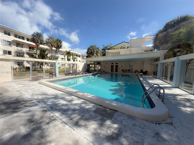 1967 S Ocean Blvd 310-C, Lauderdale By The Sea, FL 33062