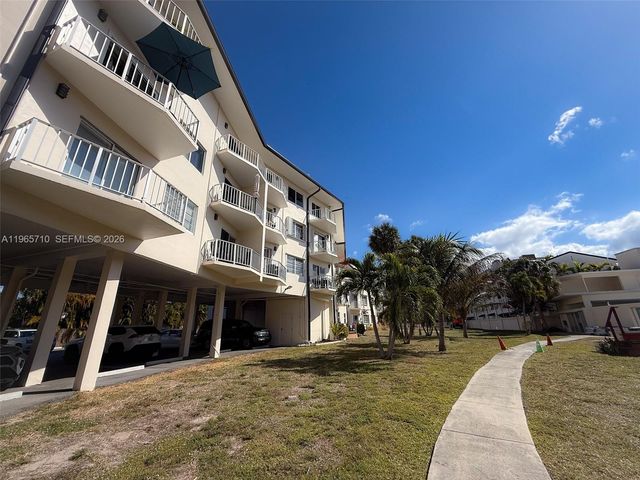 1967 S Ocean Blvd 310-C, Lauderdale By The Sea, FL 33062