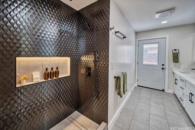 1182 Akuila Place, Kailua, HI 96734