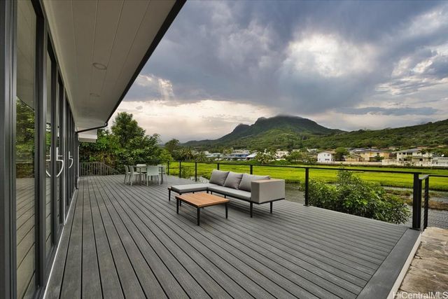 1182 Akuila Place, Kailua, HI 96734