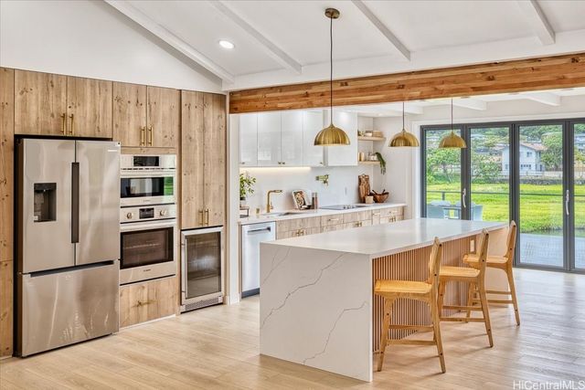 1182 Akuila Place, Kailua, HI 96734