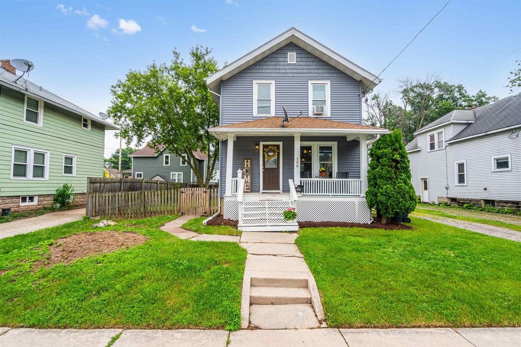 308 VAN STREET, Neenah, WI 54956