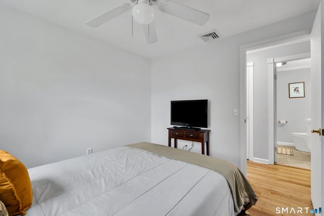 19 Robertson Drive, Hamden, CT 06518