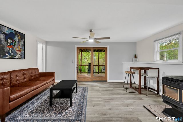 19 Robertson Drive, Hamden, CT 06518