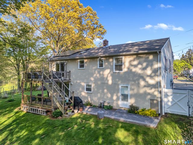 19 Robertson Drive, Hamden, CT 06518