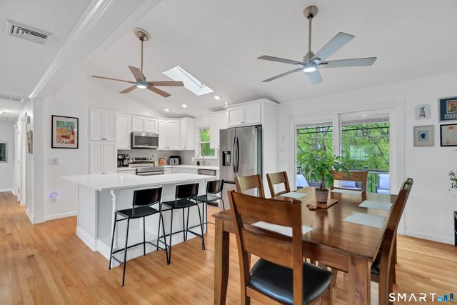 19 Robertson Drive, Hamden, CT 06518