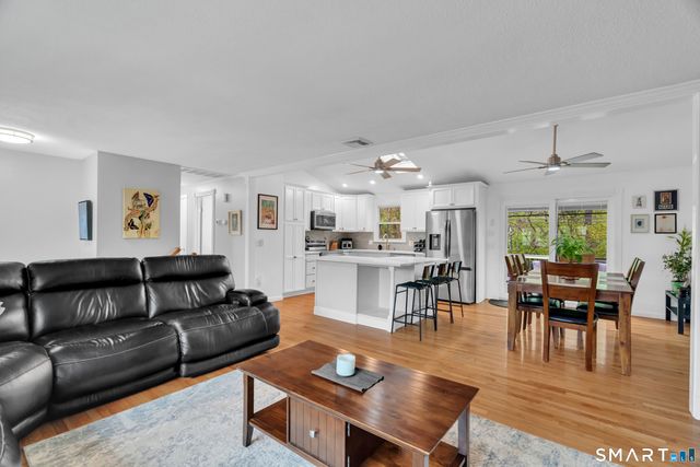 19 Robertson Drive, Hamden, CT 06518