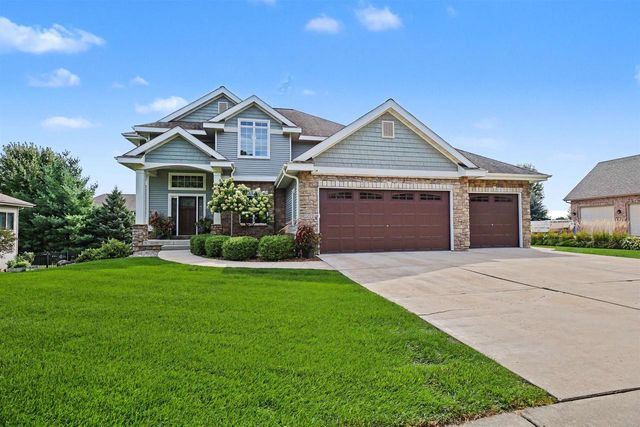 2022 Foggy Mountain Pass, Waunakee, WI 53597