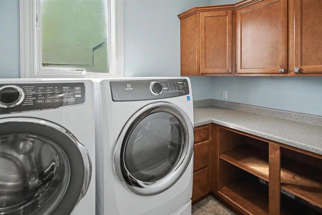 2022 Foggy Mountain Pass, Waunakee, WI 53597