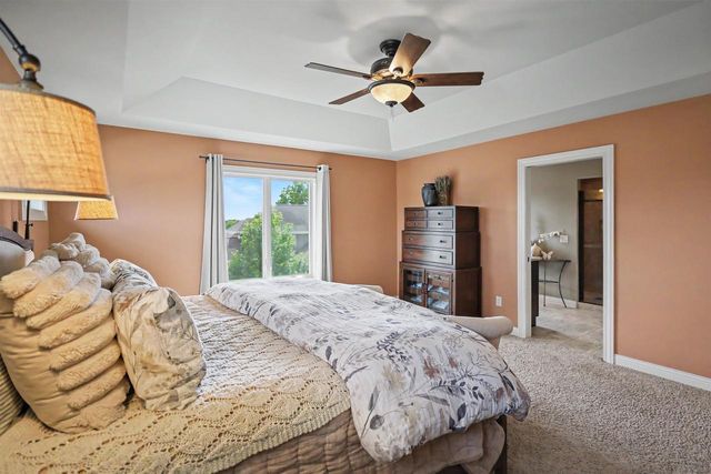 2022 Foggy Mountain Pass, Waunakee, WI 53597