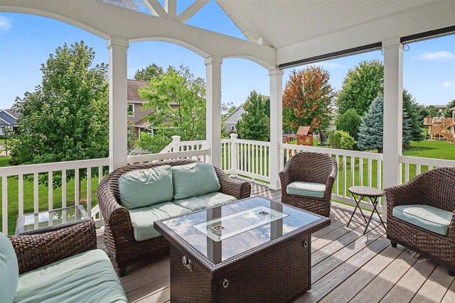 2022 Foggy Mountain Pass, Waunakee, WI 53597