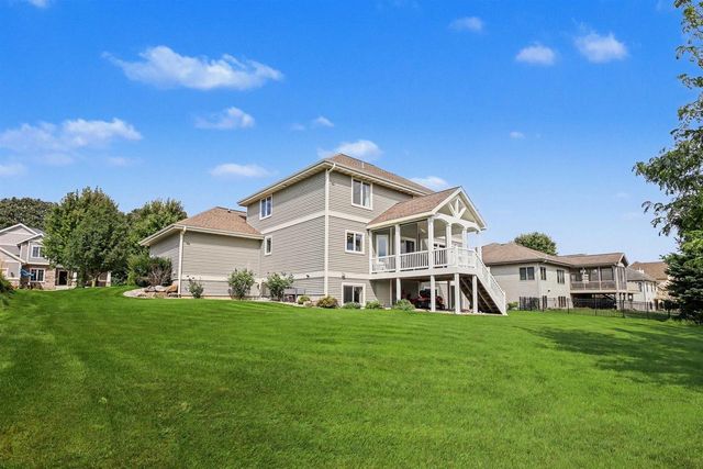 2022 Foggy Mountain Pass, Waunakee, WI 53597