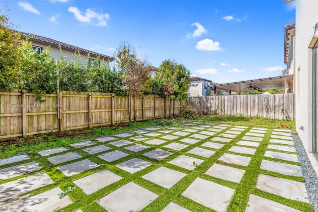 11770 SW 251st St, Homestead, FL 33032