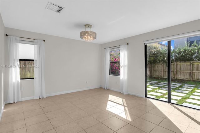 11770 SW 251st St, Homestead, FL 33032