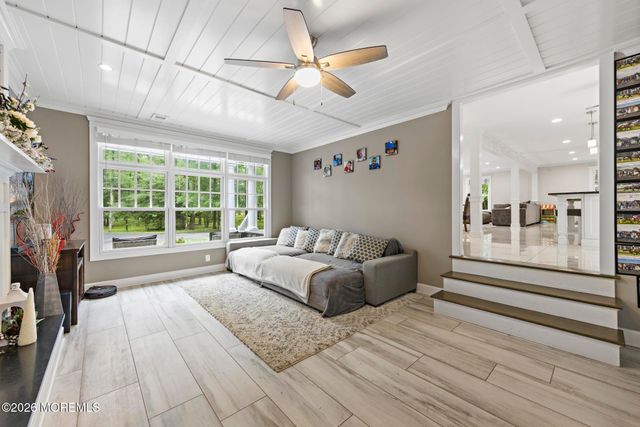 289 Cranberry Road, Farmingdale, NJ 07727