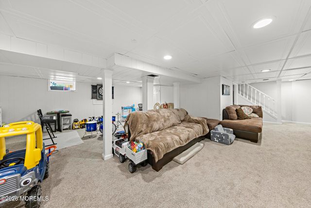 289 Cranberry Road, Farmingdale, NJ 07727