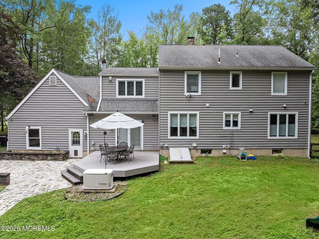 289 Cranberry Road, Farmingdale, NJ 07727