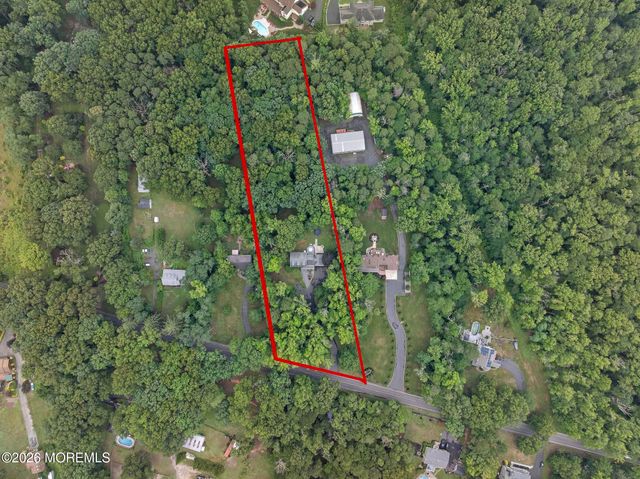289 Cranberry Road, Farmingdale, NJ 07727