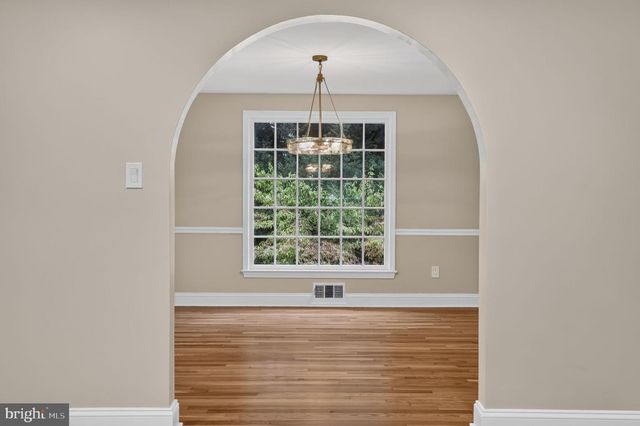 9768 WHETSTONE DR, Montgomery Village, MD 20886