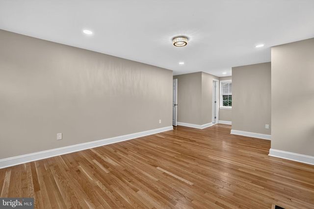 9768 WHETSTONE DR, Montgomery Village, MD 20886