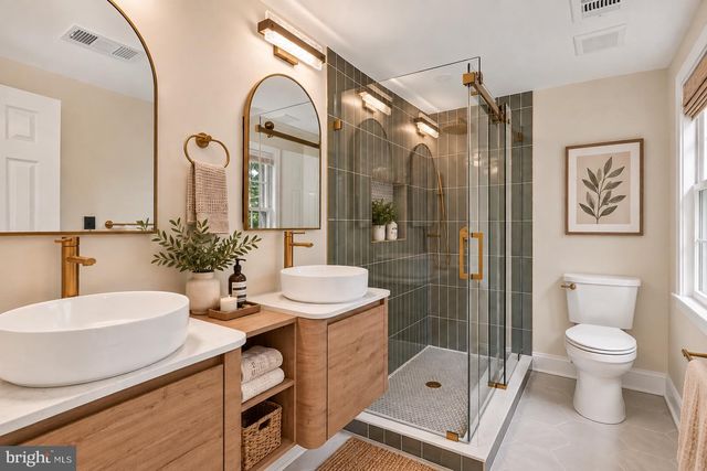 9768 WHETSTONE DR, Montgomery Village, MD 20886