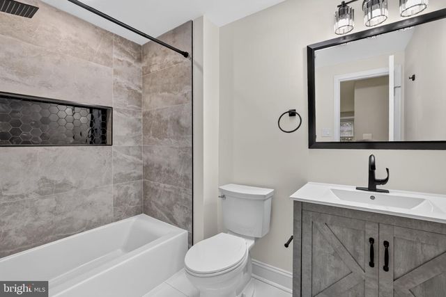 9768 WHETSTONE DR, Montgomery Village, MD 20886