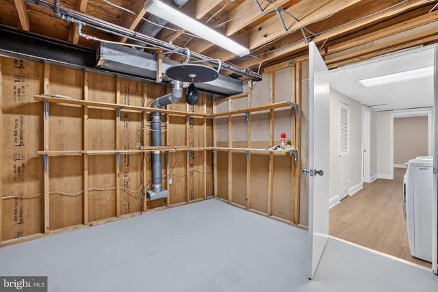 9768 WHETSTONE DR, Montgomery Village, MD 20886