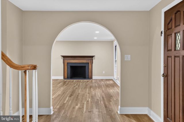 9768 WHETSTONE DR, Montgomery Village, MD 20886