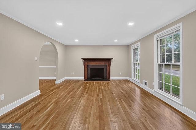 9768 WHETSTONE DR, Montgomery Village, MD 20886