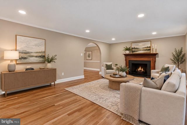 9768 WHETSTONE DR, Montgomery Village, MD 20886