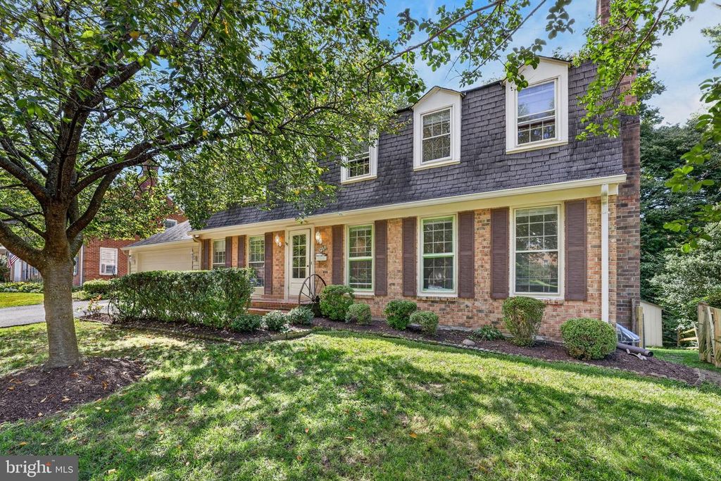 9768 WHETSTONE DR, Montgomery Village, MD 20886
