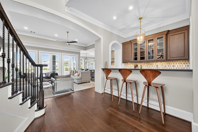 6806 E Warwick Lake Lane, Spring, TX 77389