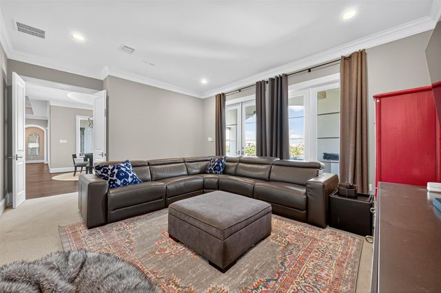 6806 E Warwick Lake Lane, Spring, TX 77389