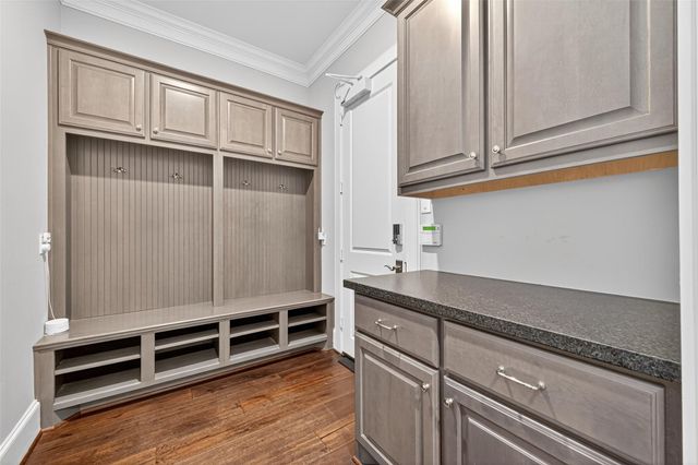 6806 E Warwick Lake Lane, Spring, TX 77389