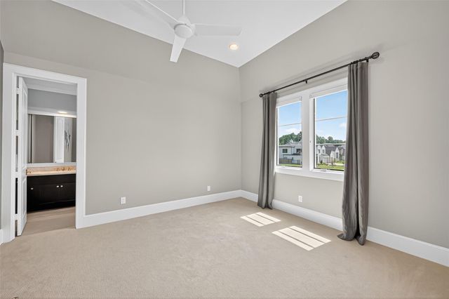 6806 E Warwick Lake Lane, Spring, TX 77389