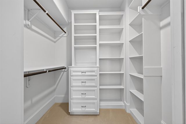 6806 E Warwick Lake Lane, Spring, TX 77389