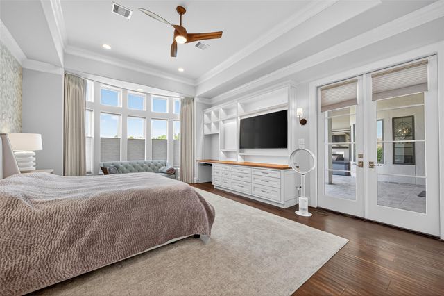 6806 E Warwick Lake Lane, Spring, TX 77389