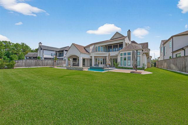 6806 E Warwick Lake Lane, Spring, TX 77389