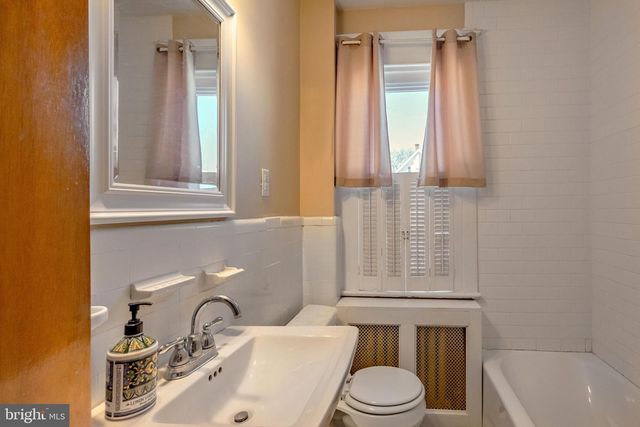 26 E TURNBULL AVE, Havertown, PA 19083