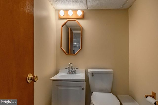 26 E TURNBULL AVE, Havertown, PA 19083