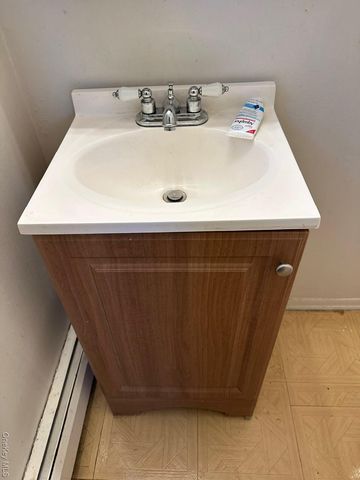 38 Maria Court, Holbrook, NY 11741