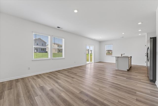 1278 Ross Farms Boulevard, Clarksville, TN 37043