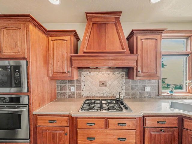 N6435 Fairy Springs ROAD, Hilbert, WI 54129