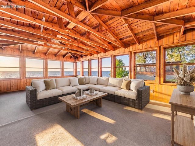 N6435 Fairy Springs ROAD, Hilbert, WI 54129