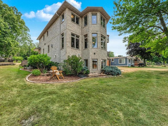 N6435 Fairy Springs ROAD, Hilbert, WI 54129