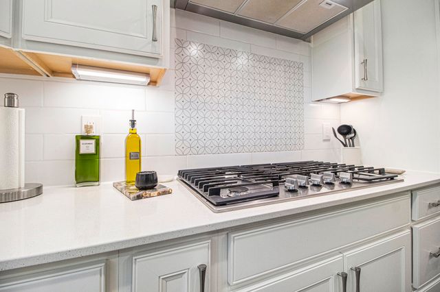 2865 Dillon Drive, Ann Arbor, MI 48105