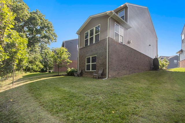 2865 Dillon Drive, Ann Arbor, MI 48105